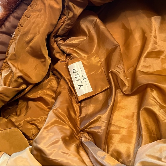 Jacket w faux fur removable hood - Picture 7 of 9